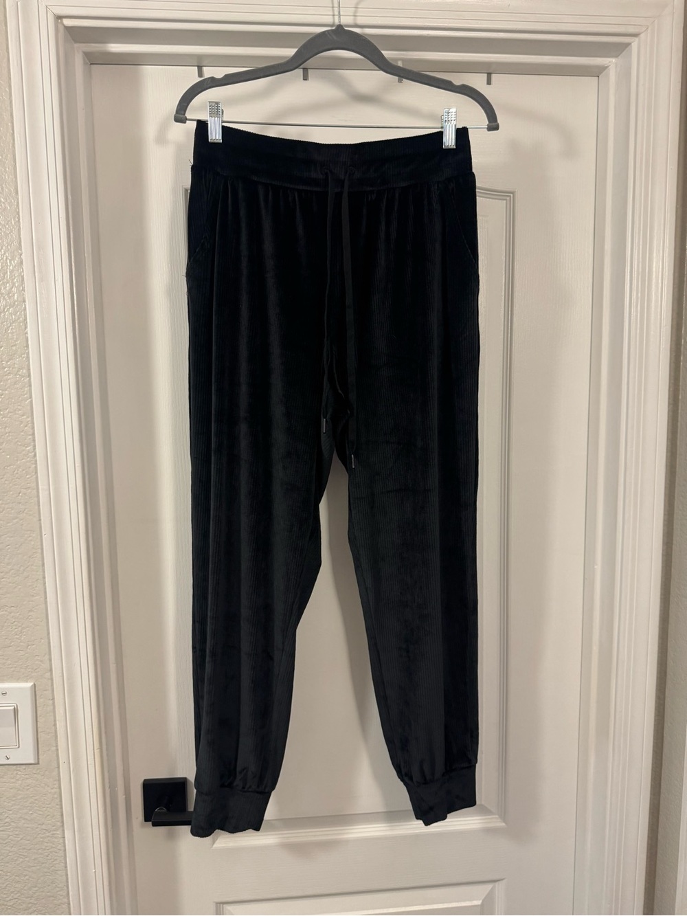 Victoria's Secret Black Ribbed Velour Loungewear Matching Set - Picture 9 of 16
